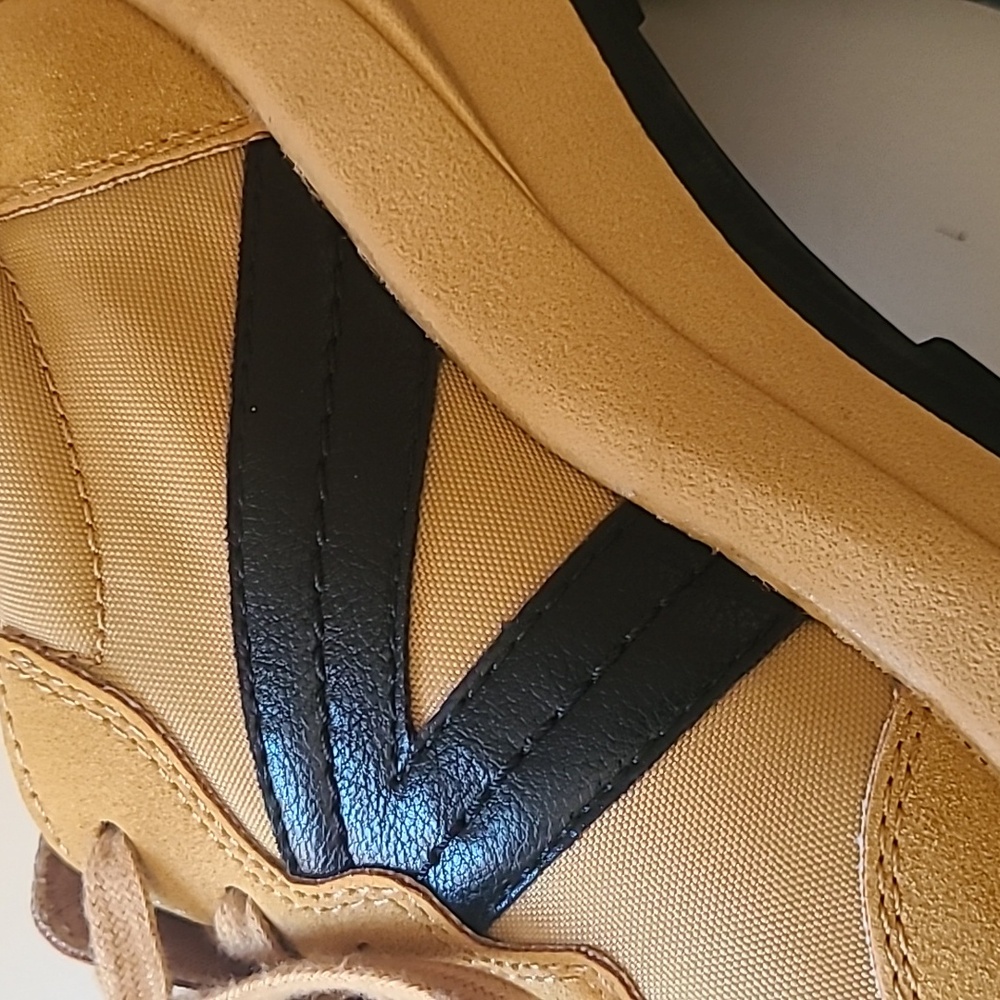 MIA SCOUT TAN BLACK Chunky Retro Sneaker Size 7.5 - Picture 9 of 15